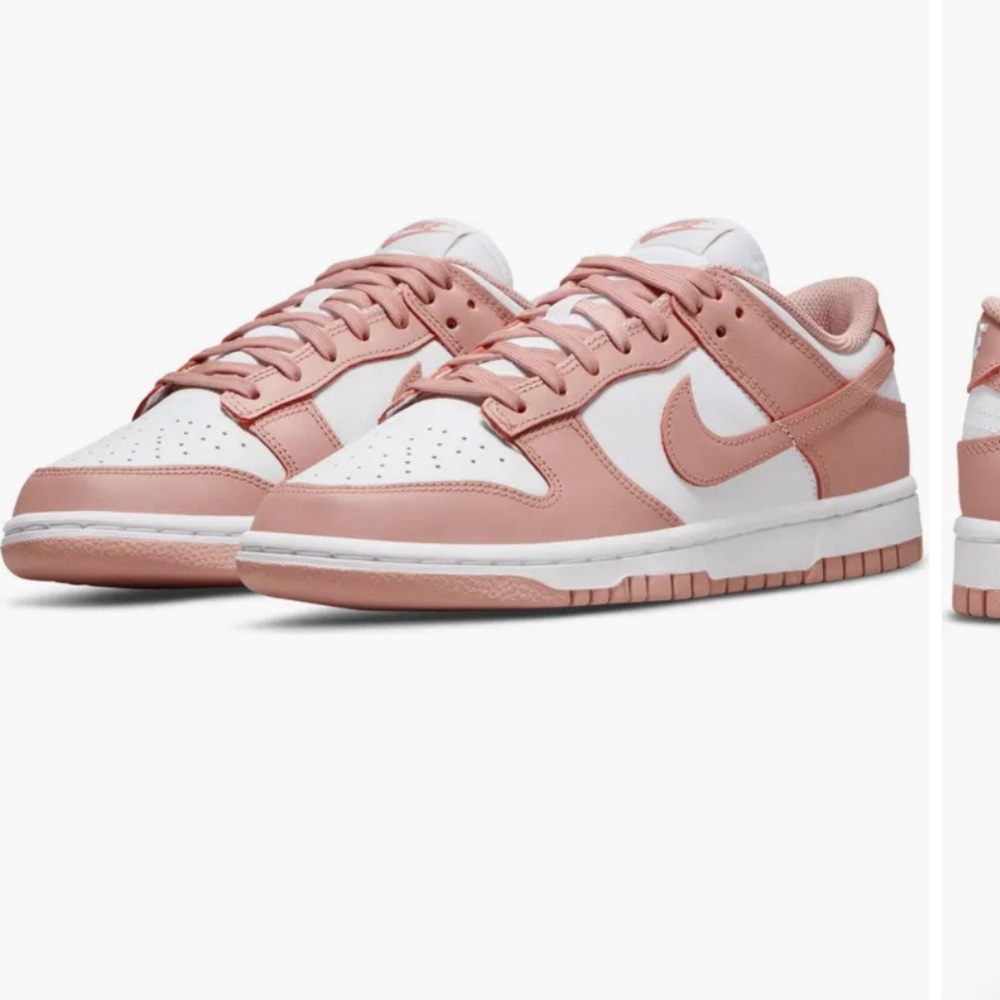 Nike Dunks